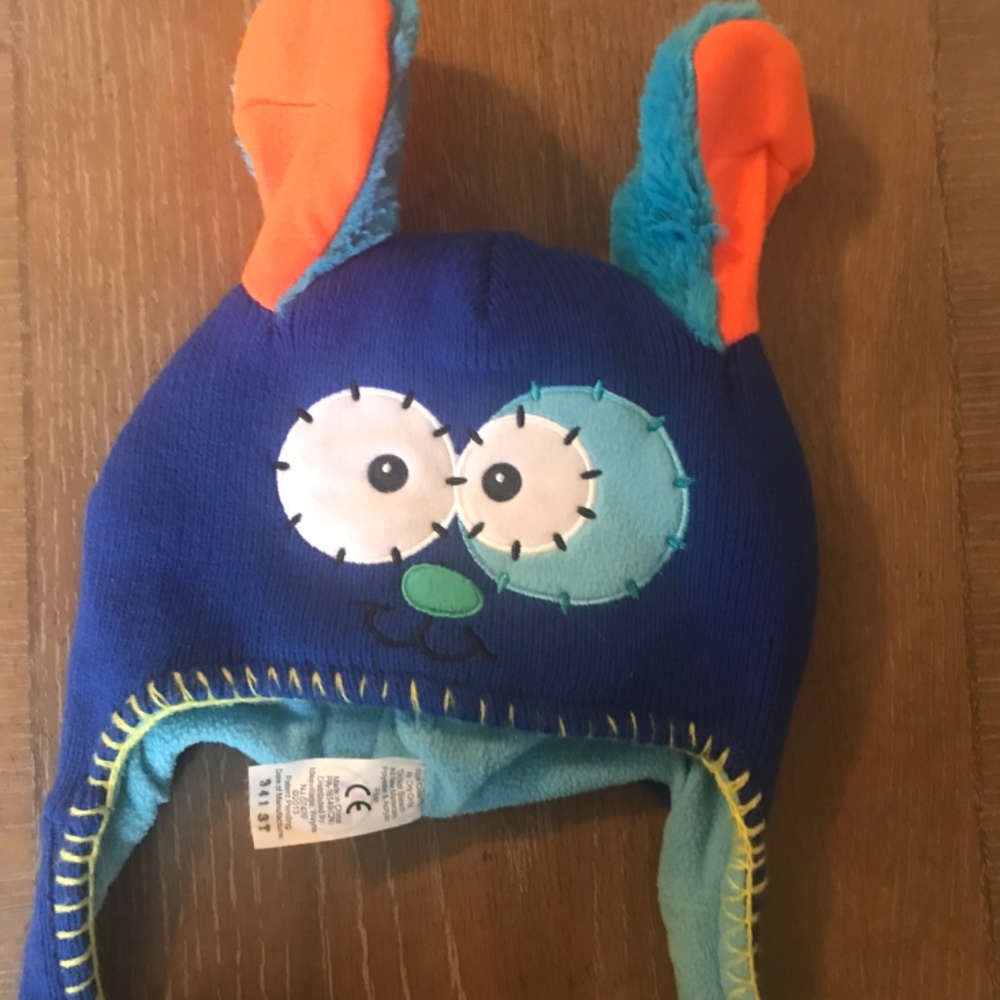 Hat - Picture 4 of 4